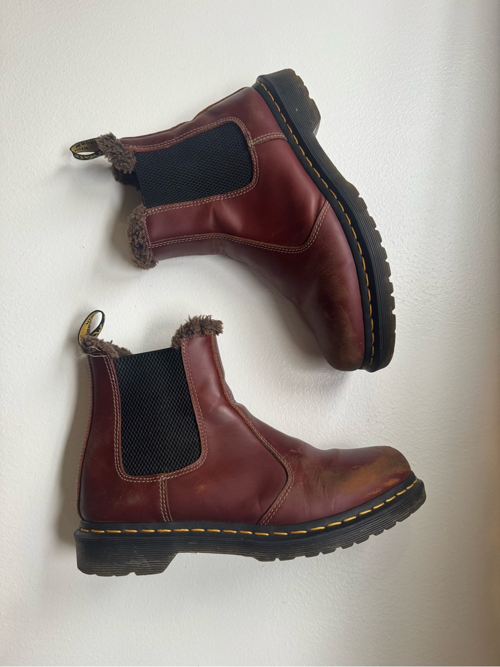 Dr. Martens 2976 Leonore Women’s Faux Fur-Fur Lined Chelsea Boots US 10 UK 8